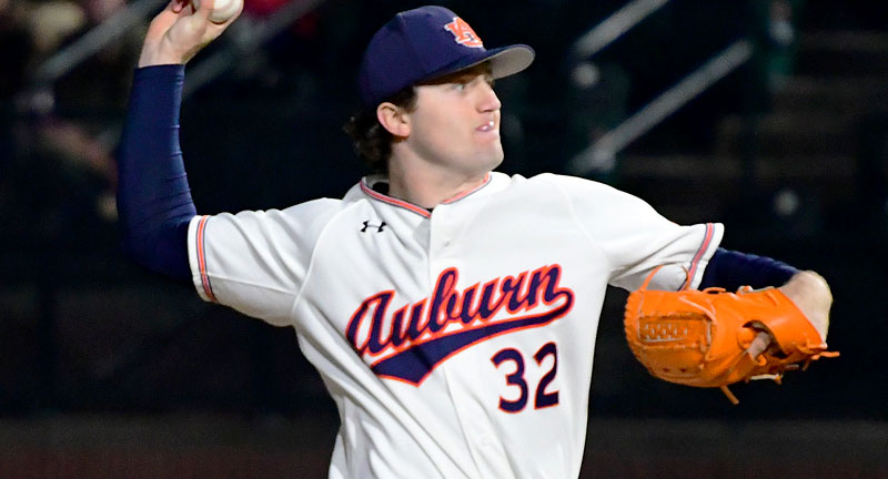 Former Auburn baseball player named new Cubs manager